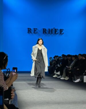 Ha Yeong Instagram - @rerhee_official 
@rerhee_joo @rerhee_rhee 
최고야