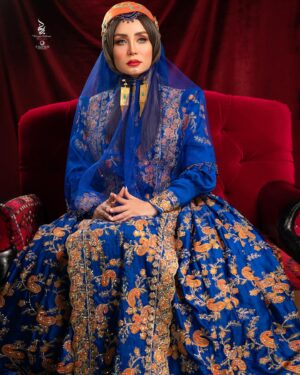 Hadis Fouladvand Instagram - ✨
 ❤️
@hadisfouladvand 

Makeup Artist : 
@mahsatabassom_mua 

Hairstylist :
@sepidehrezaee_hairstyler 

Beauty salon : 
@maryamrahnamabeauty 

Dress designer : 
@gallery.nazkhatoon 

Photography : 
@falifilm 

✨✨✨
#ایران #مریم_رهنما #حدیث_فولاوند #لباس_محلی #لرستان #لباس_لری #سینما #بازیگران_زن #میکاپ #قشقایی 
#iran #makeup #maryamrahnama #hadisfouladvand #cinema #actress