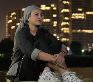 Hadiseh Tehrani Instagram - .

بیست سال دیگر، کار‌هایی که انجام نداده‌اید، بیشتر از کار‌هایی که انجام داده‌اید ناراحتتان می‌کند…
.
.
.
#سفر #بهار #رفیق #عشق #همسفر #کیش #جهانگردی #حدیثه_تهرانی #کیان_مقدم #هنر #خاطره #غواصی

Photo: @raminrastad 👌🌱