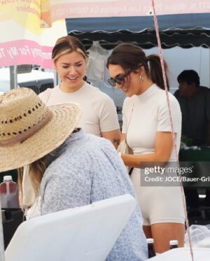 Hailee Keanna Lautenbach Instagram - Sorry sorry all the @modelhousemovie buzz has gone to my head 🫶🏼🪄 💁🏻‍♀️ jk - been a Getty girl but not a STUDIO CITY FARMERS MARKET Getty girl, see last pic where I was wrongly named circa 2018 (shout out Nolan hi Nolan) Cute day with sis!!! (These Nike initiator shoes are the new Monarch Dad shoes) (abbey and I got Classpass can u even TELL)