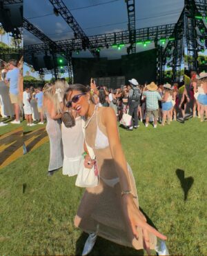 Hailee Keanna Lautenbach Instagram - Didn’t know I was a Ludacris fan until #revolvefestival I thought he was an award winning fast and furious actor like hunger games’ Lenny Kravitz 🩶🌐🍀 first time back at Revolve fest in a couple years and this time I had a GRAND a$$ TIME I have finally won over a girlie female audience 💁🏻‍♀️ #revolvefest24 #revolvefest #chrome #parkerhotel