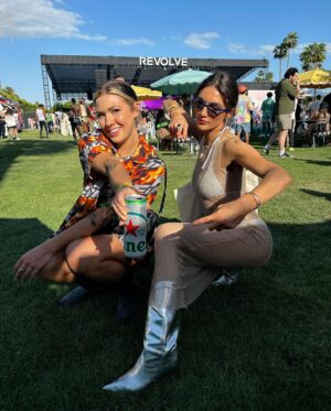Hailee Keanna Lautenbach Instagram - Didn’t know I was a Ludacris fan until #revolvefestival I thought he was an award winning fast and furious actor like hunger games’ Lenny Kravitz 🩶🌐🍀 first time back at Revolve fest in a couple years and this time I had a GRAND a$$ TIME I have finally won over a girlie female audience 💁🏻‍♀️ #revolvefest24 #revolvefest #chrome #parkerhotel