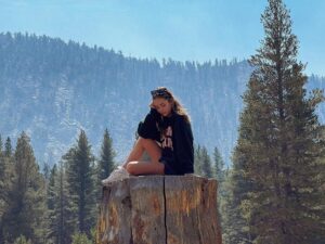 Haley Pullos Instagram - 👌🏼🙂