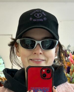 Hallea Jones Instagram - Coco x Champagne (pronounced cham•pag•ney)🥂

We Forgot To Break Up has its world premiere this Sunday at @britishfilminstitute ‘s queer Flare Festival!!! Can’t wait to share this project with y’all. It was a BLAST to shoot and Coco was a menacingly fun character to play. Eeeeeek 🤘🏻