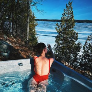 Hallea Jones Instagram - ❣️❄️ sup