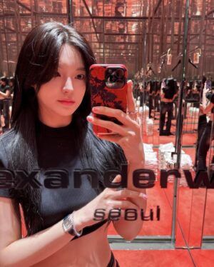 Han Chae-kyung Instagram - 식단한지 꽤 됐는데 줄어들지 않는 몸무게와 5월 일상.