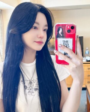 Han Chae-kyung Instagram - 나는 마음을 편식하는 어른이