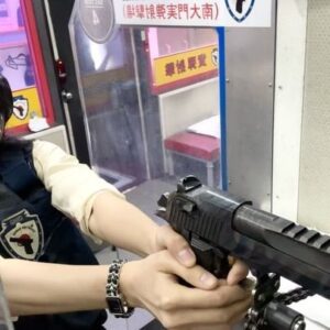 Han Chae-kyung Instagram - 앙큼 매그넘 걸🔫❤️‍🔥 #특기사격