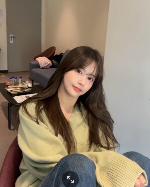 Han Bo-reum Thumbnail - 18K Likes - Most Liked Instagram Photos