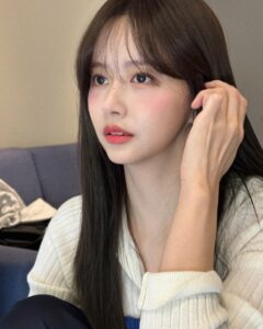 Han Bo-reum Instagram - 가을이 오고 🍂