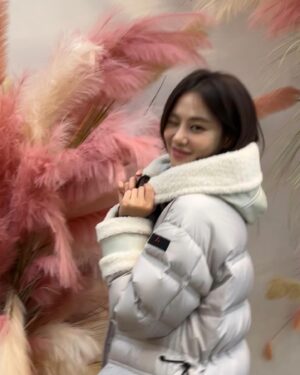 Han Ji-eun Thumbnail - 20.6K Likes - Top Liked Instagram Posts and Photos