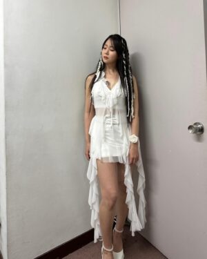 Han Seung-yeon Instagram - #osaka #tokyo #seungyeon #絆 #fanmeeting