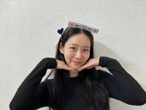 Han Seung-yeon Instagram - #happy #17th #anniversary #kara #gyuri #seungyeon #nicole
