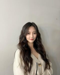 Han So-eun Instagram - 꼬은ㅇㅣ💛