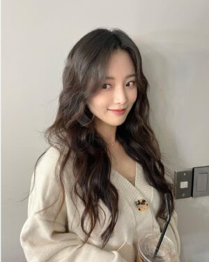 Han So-eun Instagram - 꼬은ㅇㅣ💛