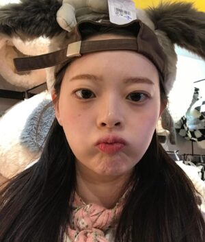 Han Su-ah Thumbnail - 40.2K Likes - Top Liked Instagram Posts and Photos