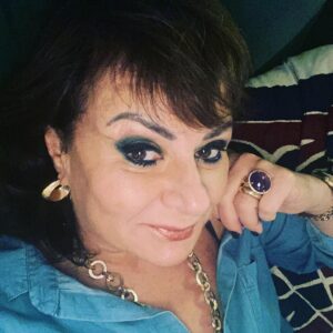 Hana Laslo Instagram - מחכה לתוצאות הבחירות הלילה...