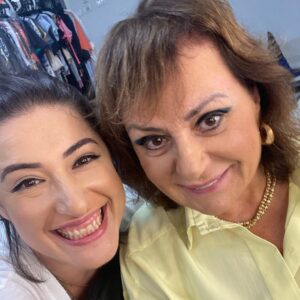 Hana Laslo Instagram - שני קליין הנפלאה ואנוכי על הסט של ״שקשוקה״