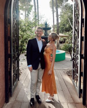 Hana Hayes Instagram - If you were looking for me, I was by the chocolate fountain. Congratulations to the happy couple 🤍