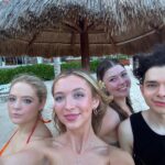 Hana Hayes Instagram - (Second) to last Cancun dump 🌺