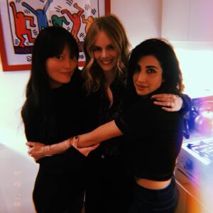 Hana Mae Lee Instagram - About last night. With these hot babes 💞