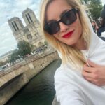 Hana Vagnerová Instagram - Paris j´taime❤️ Avec @festivalczechin ❤️