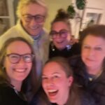 Hanna Hellquist Instagram - Samtliga julfirare vill gärna va anonyma.