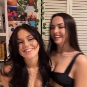 Hannah Cheramy Instagram - Say cheese :)