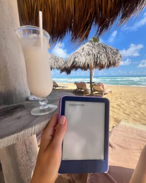 Hannah Marie Hines Instagram - What’s in the coconut? (Last pic) - Wrong answers only