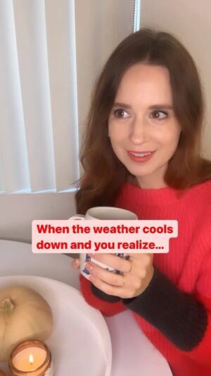 Hannah Marie Hines Instagram - It’s Mr. Napkinhead szn bbs!! • @nmeyers Thank you for this treasure of a movie we watch every year!
.
.
.
.
.
.
.
 .
.
.
.
#nancymyers #theholiday #christmasmovie