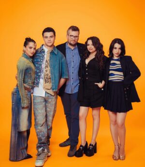 Hannah Marks Instagram - Just four kids promoting Turtles All The Way Down with DAD JOHN GREEN!!! MAY 2ND ON @streamonmax !!!!!!!!

photo by @selashiloni !!!
