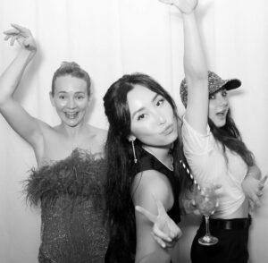 Hannah Marks Instagram - 🤩when it goes on the grid🤩