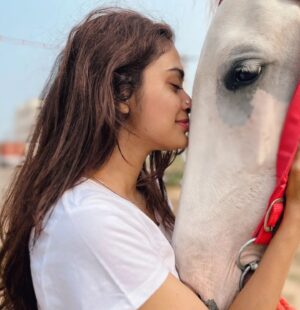 Hannah Reji Koshy Instagram - "Horsey day🐴"