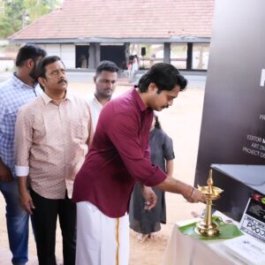 Hannah Reji Koshy Instagram - Happy & honoured to share the Pooja stills of my next!! With blessings & prayers 🙏 #Kdilse ❤️

Written & Directed by @neeleshek 🎬
Produced by @svkamovies022 💰 

@hannahrejikoshy @suman_ambatt @kiran_rz  @collins_jose_dp @manu.n.s62 @noufal_hussain_ @aneeshcine @merlin_lizbet @hussain_bin_hamza @sajithmundayad 📸: @haris_sainudeen

#kaleshramanand #hannahrejikoshy #next #malayalamcinema #actor #blessed #gratitude #dowhatmakesyouhappy #lovewhatyoudo #nevergiveup #positivevibesonly #artistforlife