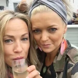 Hannah Spearritt Instagram - 💜🦄💜 @missymissjude #reunited #favouriteperson #love #falmouth