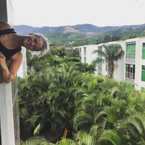 Hannah Spearritt Instagram - Thanku #costarica what will I do without you 😍 #forevergrateful #secondhome #puravida #vivalavida #dominical ... 🤙💜#goodmorning #sanjose on my way now to @swindoncomiccon #swindoncomiccon see y'all there! 💋💋💋