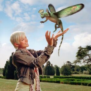Hannah Spearritt Instagram - I’m sure we spotted one of these in Richmond Park last week! 💞😉💕

#primeval #throwback #richmondpark