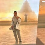 Hannah Al Rashid Instagram - A week back home…will be sharing some exciting stuff soon….. #goblokglam #london #3bodyproblem