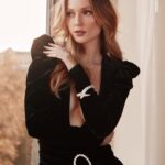 Hannah Dodd Instagram - 5 mins pre BAFTA w/ @bulgari & THE @kylegalvin_ 💫 @alessandrarich @ghdhair - @hairbychristopherlaird @lancomeofficial - @taitmakeup @selectmodellondon @oliviabellmanagement