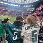 Hannah Einbinder Instagram - talking love for the @philadelphiaeagles and mycelium w my number 1 @stephenathome 💙