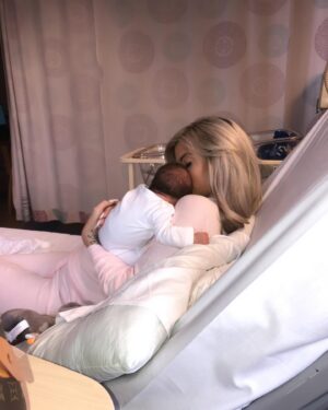 Hannah Elizabeth Instagram - Happy Mothers Day 💕 being a Mummy to my Reg is the best feeling and job in the 🌎 . So blessed to have this angel boy in my life . And so lucky to have the Best Mum and nanny to support us all the way 🙏