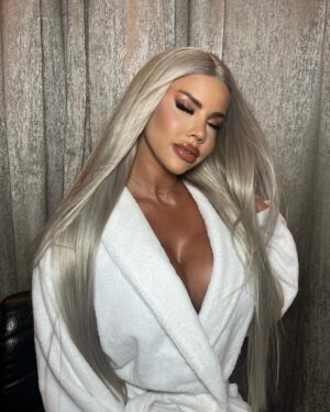 Hannah Elizabeth Instagram - Bday glam …. My lil pony 🦄🦄.
.
.
.
@stmoriz @joel_maghair21 @zoejamesmakeup