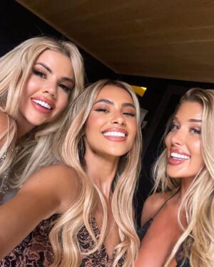 Hannah Elizabeth Instagram - South Africa 🐘i will be forever grateful for the special memories made here with besties for life ❤️🌴 thank you @itvxofficial @loveisland ✨🥺🫶
