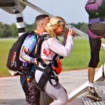 Hannah Goldy Instagram - Jumped out a motha fucking plane today ✌🏼