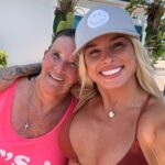 Hannah Goldy Instagram - Happy Mother’s day Mama 🤍