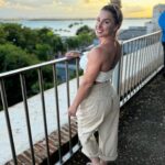 Hannah Goldy Instagram - Everything’s so right 🤍