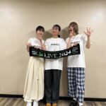 Harami-chan Instagram - 🍞　🥦　🍖 いやーー！！たのしかった！ 長の魅力大爆発！最高！ 久保ちゃんも新しいお友達になりました🙌 3人でMela!幸せでした… 長とのコラボライブも普段まったく音楽話をしないので え、うちらってミュージシャンだったんか...となった👧🏻笑 2年間ラジオお疲れ様💕 #長LIVE2024 #長屋晴子ANNX @kubo.shiori.official @haruyama_555 コジローさんのギターも素晴らしかったです...🎸