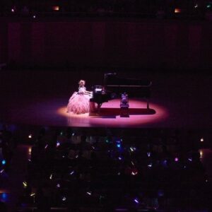 Harami-chan Instagram - 全国ツアー初日のサントリーホールの写真になります〜〜📸

ただいま6/2の大阪の準備中！
また全会場セトリ変えるからね(✌︎ ॑꒳ ॑✌︎)💕

おたのしみに...ふふふ✨✨

🎫全国ツアーチケット発売中！
https://eplus.jp/harami/

【🔍 ハラミちゃん　生音コンサート】

#ハラミちゃん生音コンサート
#サントリーホール

- - - - - - - - - - - - - - - - - ✄
5月から全国ツアーやるぬーー‼️🎹✨

ハラミ史上初‼️
サントリーホール等のクラシックホールにて

／
スピーカーなし
全　曲　生　音
＼

憧れのクラシックホール😭✨

🎫チケット発売中🔥🔥
イープラス eplus.jp/harami/
mu-mo r.y-tickets.jp/haramichan2402
ぴあ w.pia.jp/t/harami/ 
ﾛｰﾁｹ l-tike.com/harami/ 

【🔍生音コンサート　チケット ハラミちゃん】

- - - - - - - - - - - - - - - - - ✄

【公演情報】
 
〈大阪〉 日程：2024年6月2日(日)　　開場 15:00 開演16:00 
会場：ザ・シンフォニーホール
 
〈愛知〉 日程：2024年6月8日(土)　　開場 15:00 開演16:00 
会場：名古屋国際会議場センチュリーホール
 
〈石川〉　日程：2024年6月23日(日)　　開場 15:00 開演16:00 
会場：石川県立音楽堂　コンサートホール
 
〈香川〉　日程：2024年7月13日(土)　　開場 15:00 開演16:00 
会場：サンポートホール高松 大ホール
 
〈北海道〉　日時：2024年7月15日(月祝)　　開場 15:00 開演16:00 
会場：札幌文化芸術劇場hitaru
 
〈静岡〉　日程：2024年8月11日(日)　　開場 15:00 開演16:00 
会場：三島市民文化会館 ゆうゆうホール
 
〈広島〉　日程：2024年9月8日(日)　　開場 15:00 開演16:00 
会場：広島国際会議場 フェニックスホール
 
and more…!!
- - - - - - - - - - - - - - - - - ✄