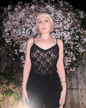 Harley Quinn Smith Instagram - this is my first post of 2024 so happy new year lol