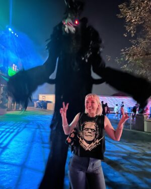 Harley Quinn Smith Instagram - it’s the most wonderful time of the year 🧟‍♂️🎃 I was counting down the days till this alllll year, thank you @horrornights ❤️‍🔥🤌